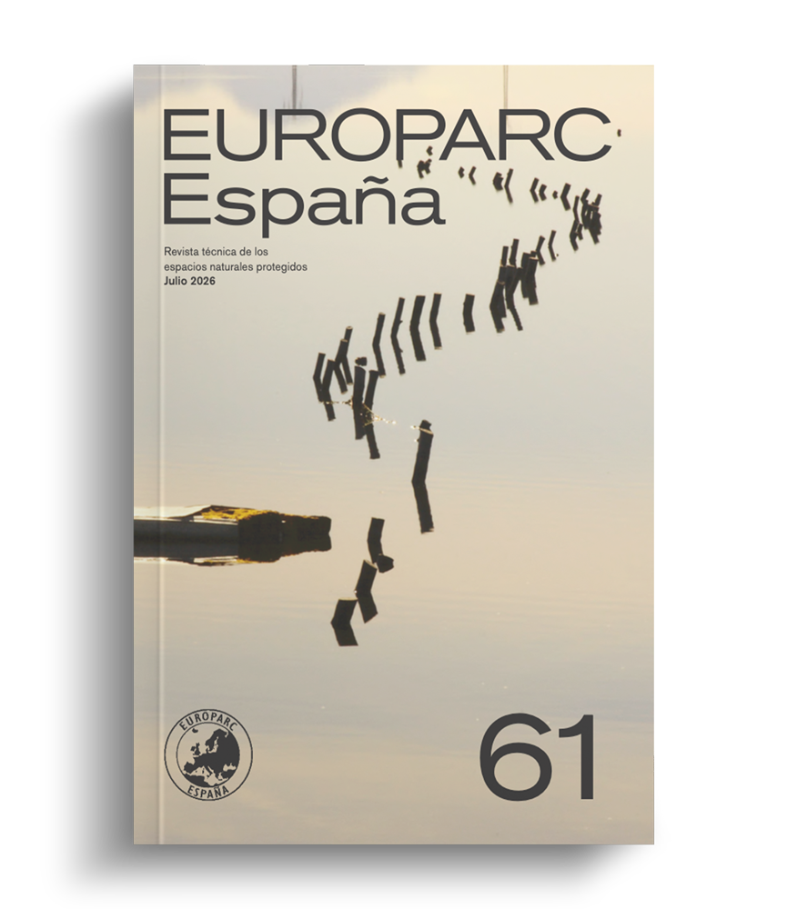Cover of Europärc Espana magazine: 'EUROPARC España', issue 61, July 2026, with a pale seascape and a line of posts in the water; Europa Parc logo bottom left.